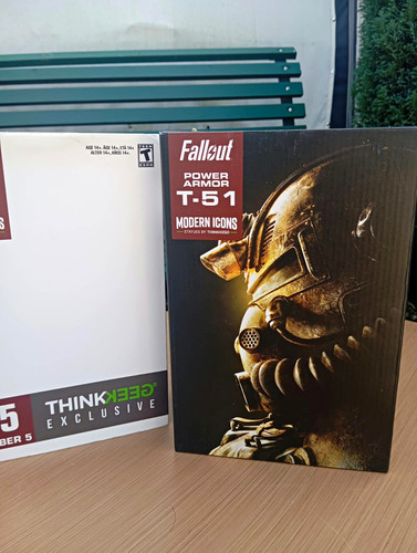 Thinkgeek fallout power armor - thinkgeek,