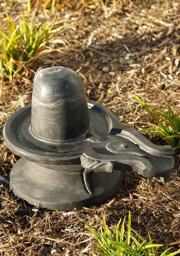 Shivling statue - 11",