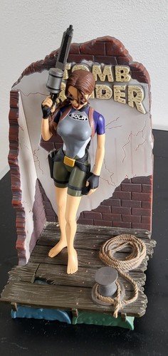 Tomb raider lara - raider,